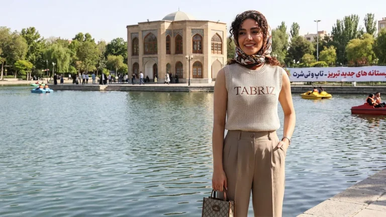 تولیدی تاپ زنانه در تبریز